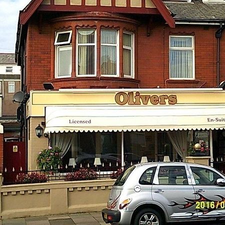 Olivers Strickley Over 35 Years Only Блекпул Екстериор снимка